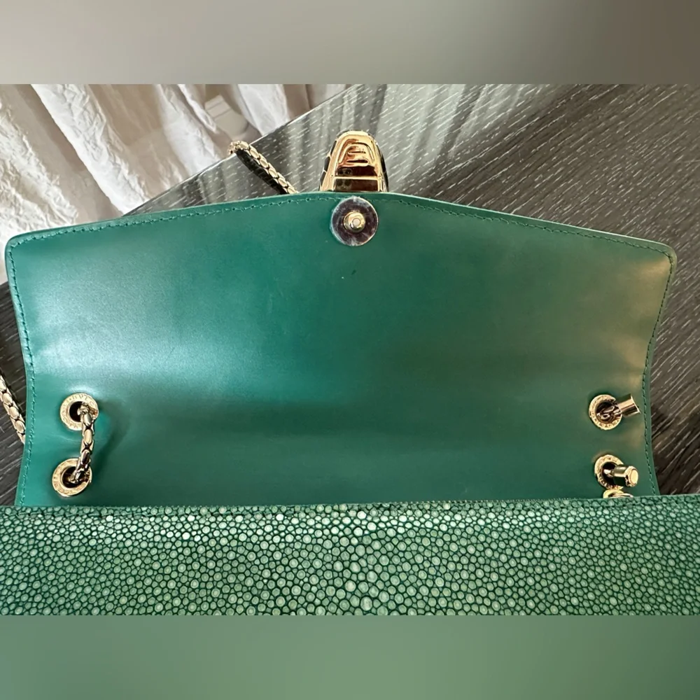 Rare Emerald Green Galutcha Stingray Serpenti Forever BVLGARI Bulgari Bag